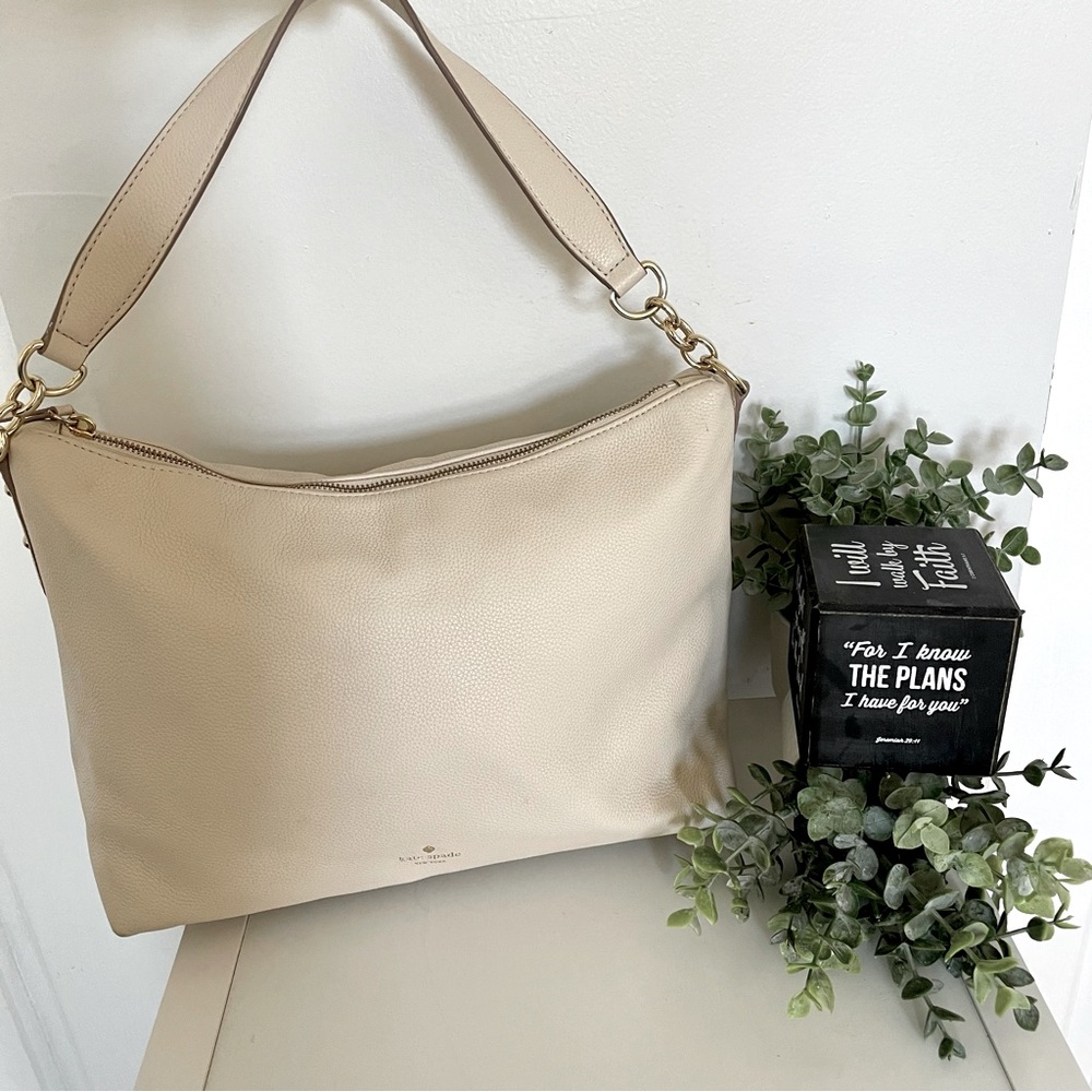 🎉SOLD🎉 Kate Spade Cream Shoulder Bag